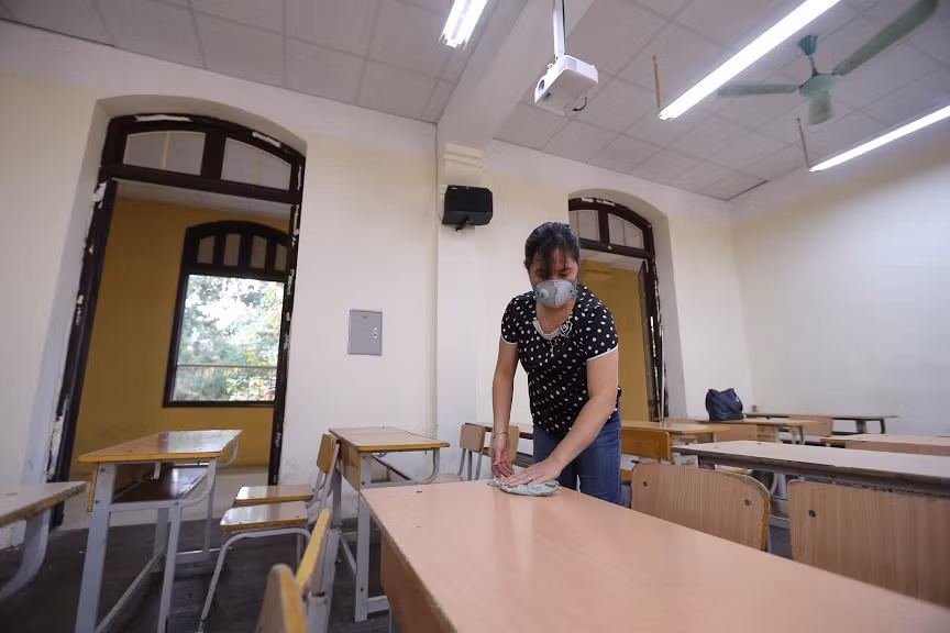 Thứ trưởng Bộ GD&ĐT Phạm Ngọc Thưởng: Tìm giải pháp tháo gỡ khó khăn cho các cơ sở giáo dục ảnh 3