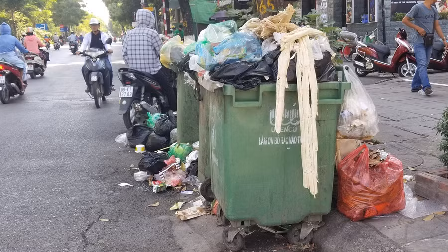 Chậm giải quyết đền bù cho người dân bãi rác Nam Sơn, Hà Nội còn "ngập" rác? ảnh 4