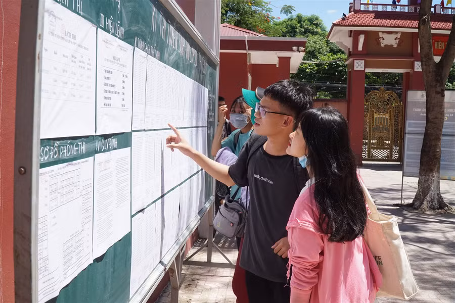 Cận cảnh mọi khâu chuẩn bị kỳ thi tuyển vào lớp 10 tại Nghệ An ảnh 11