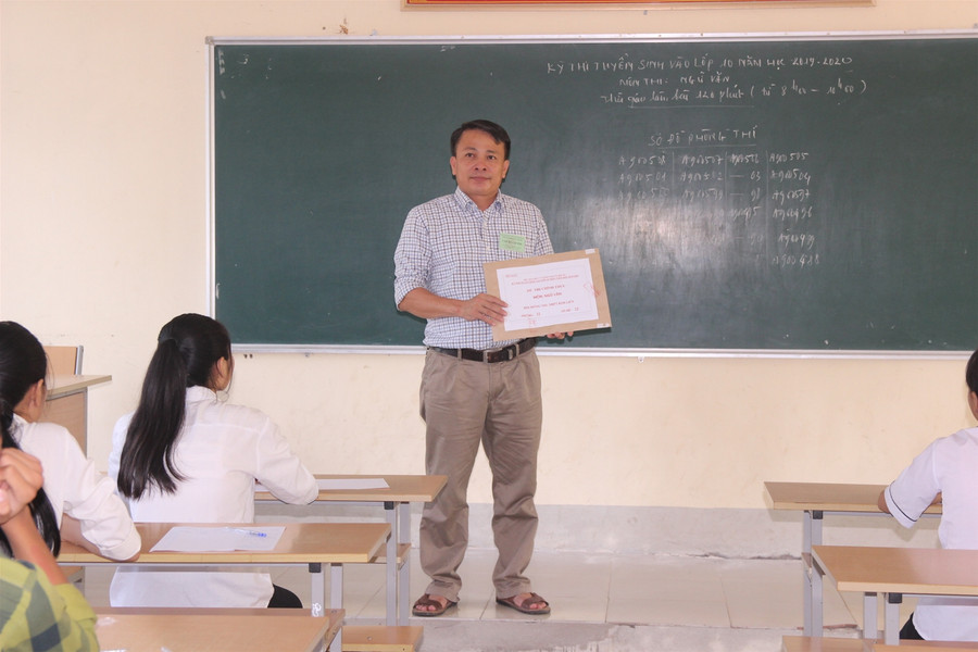 Nghệ An: Trường THPT công lập "tung chiêu" hút thí sinh giỏi vào lớp 10