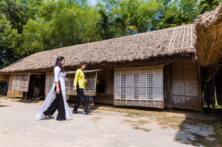 Làng Sen – địa chỉ đỏ giáo dục truyền thống cho thế hệ trẻ ảnh 6