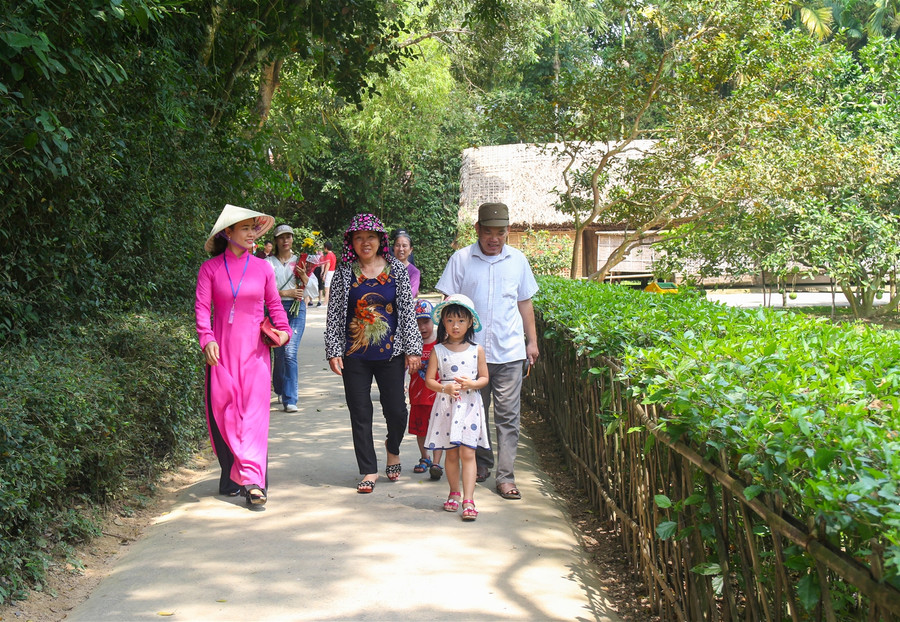 Làng Sen – địa chỉ đỏ giáo dục truyền thống cho thế hệ trẻ ảnh 7