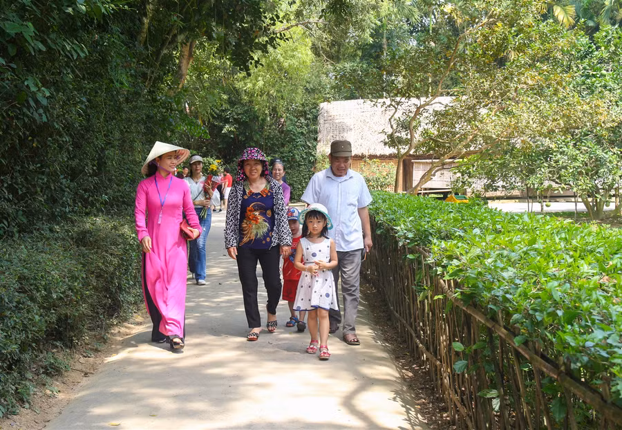 Làng Sen – địa chỉ đỏ giáo dục truyền thống cho thế hệ trẻ ảnh 7