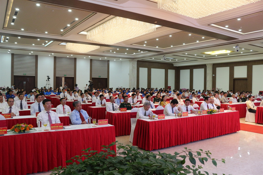 Nghệ An long trọng tổ chức Lễ kỷ niệm 130 năm ngày sinh Chủ tịch Hồ Chí Minh ảnh 1