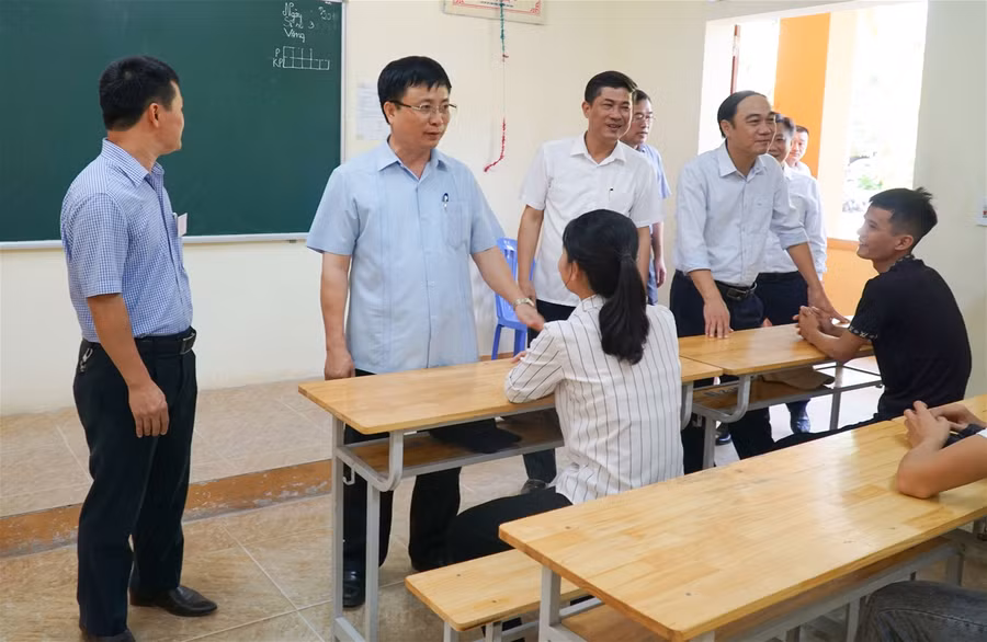 Nghệ An: Tổ chức thi vào 10 nghiêm túc nhưng không tạo áp lực cho thí sinh