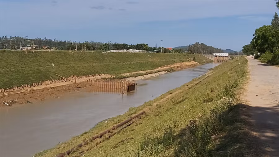 Nghệ An: Khẩn trương khắc phục sự cố vỡ đập Bara Đô Lương ảnh 2