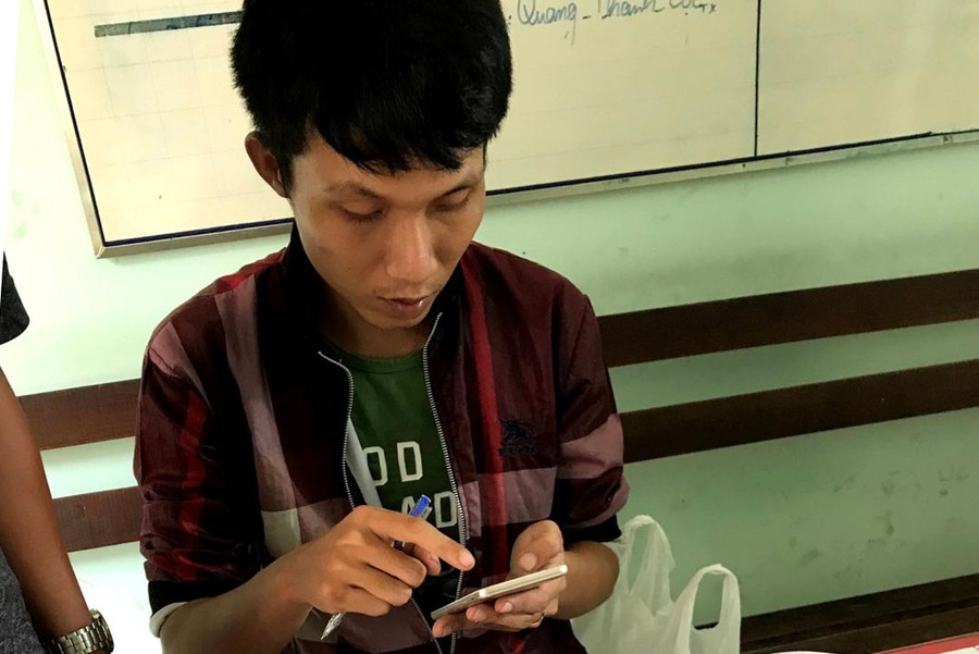 “Cất vó” ổ nhóm làm giả hàng nghìn con dấu, văn bằng chứng chỉ ảnh 2 “Cất vó” ổ nhóm làm giả hàng nghìn con dấu, văn bằng chứng chỉ ảnh 2