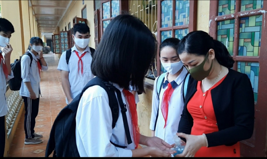 Hải Phòng: Gần 45 nghìn học sinh lớp 9 và lớp 12 hào hứng đi học trở lại ảnh 2 Hải Phòng: Gần 45 nghìn học sinh lớp 9 và lớp 12 hào hứng đi học trở lại ảnh 2