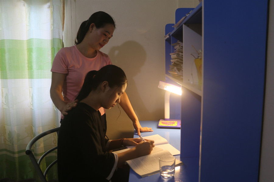 Thầy cô cùng học trò huyện đảo sẵn sàng cho kỳ thi tốt nghiệp THPT ảnh 4 Thầy cô cùng học trò huyện đảo sẵn sàng cho kỳ thi tốt nghiệp THPT ảnh 4