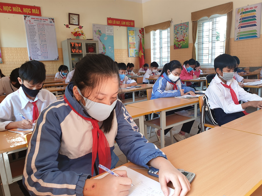 Hải Phòng: Ngày đầu toàn học sinh đi học, tách lớp phân ca đảm bảo giãn cách ảnh 5 Hải Phòng: Ngày đầu toàn học sinh đi học, tách lớp phân ca đảm bảo giãn cách ảnh 5