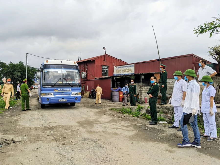 Hải Phòng bỏ yêu cầu thu phí cách ly đối với người từ vùng dịch về