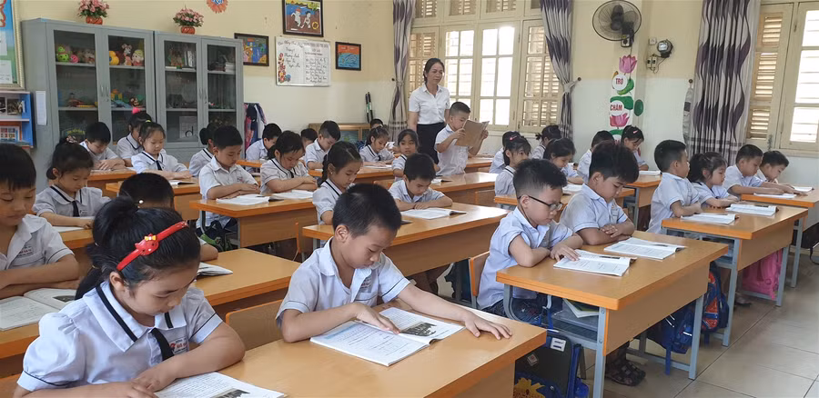 Dồn lực chuẩn bị cơ sở vật chất bắt nhịp chương trình mới ảnh 1