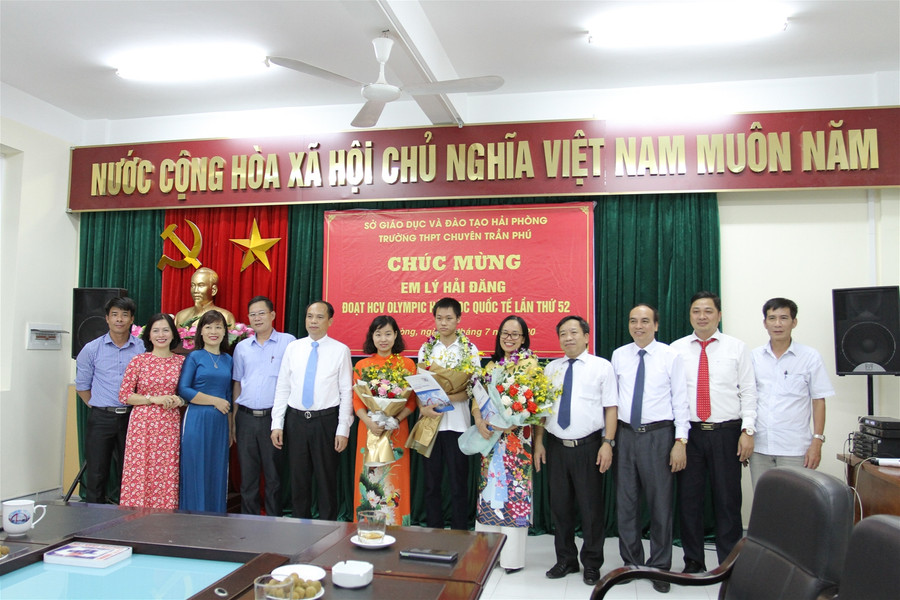 Lần thứ 3 liên tiếp trường THPT Chuyên Trần Phú (Hải Phòng) có giải Vàng Olympic quốc tế