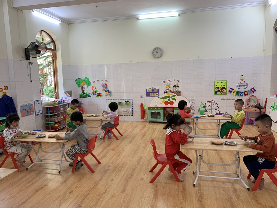 Hải Phòng: Ngày đầu toàn học sinh đi học, tách lớp phân ca đảm bảo giãn cách ảnh 6 Hải Phòng: Ngày đầu toàn học sinh đi học, tách lớp phân ca đảm bảo giãn cách ảnh 6