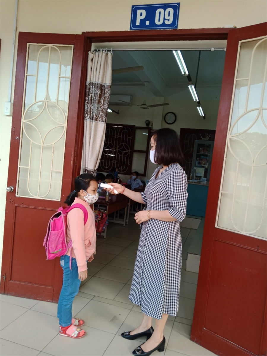 Hải Phòng: Ngày đầu toàn học sinh đi học, tách lớp phân ca đảm bảo giãn cách ảnh 3 Hải Phòng: Ngày đầu toàn học sinh đi học, tách lớp phân ca đảm bảo giãn cách ảnh 3