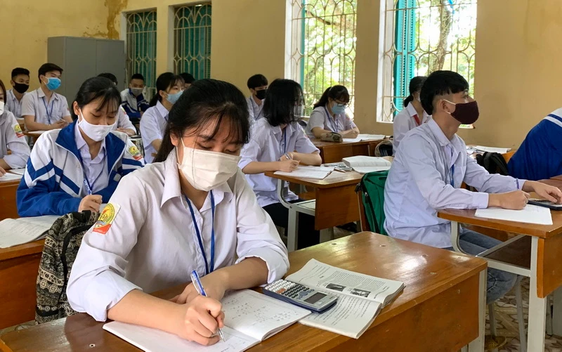 Yên Bái: Học sinh từ lớp 5 đi học trở lại ngày 4/5