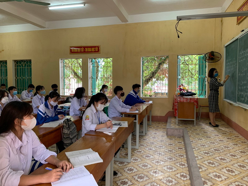 Yên Bái: Hình ảnh buổi học đầu tiên sau kỳ nghỉ chống dịch Covid-19 ảnh 4 Yên Bái: Hình ảnh buổi học đầu tiên sau kỳ nghỉ chống dịch Covid-19 ảnh 4