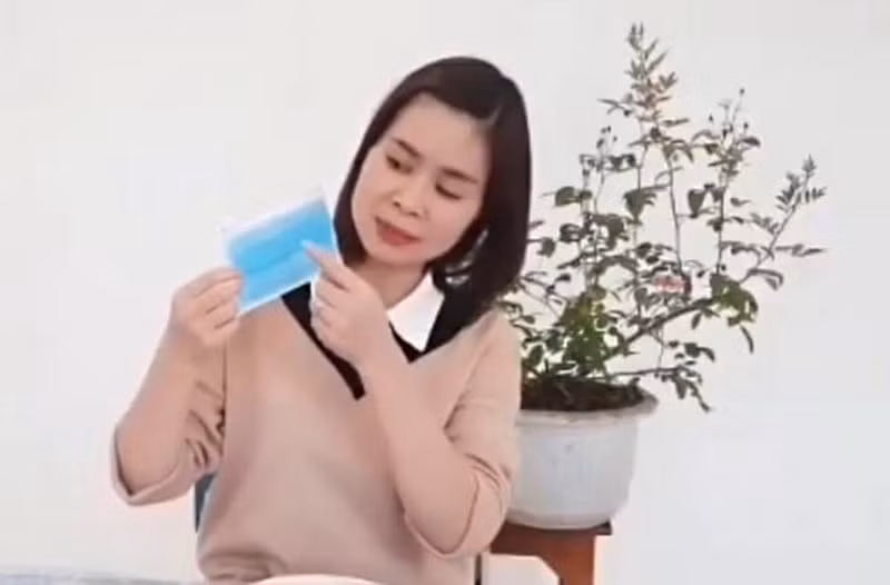 Hướng dẫn trẻ mầm non đeo khẩu trang và rửa tay 6 bước đúng chuẩn