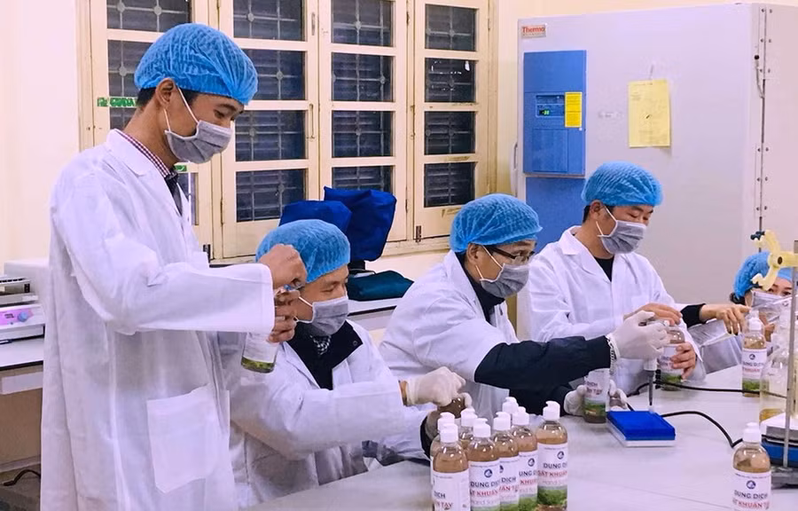 ĐH Thái Nguyên chủ động nguồn lực và giải pháp phòng, chống dịch Covid-19 ảnh 1