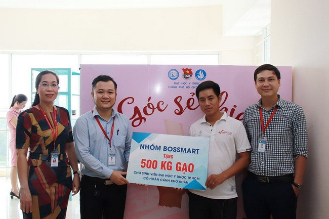 "Góc sẻ chia" lan tỏa tình yêu thương tới sinh viên có hoàn cảnh khó khăn ảnh 1 "Góc sẻ chia" lan tỏa tình yêu thương tới sinh viên có hoàn cảnh khó khăn ảnh 1