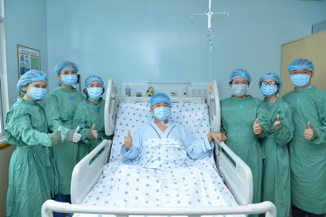 Điều kỳ diệu giúp "hồi sinh" bệnh nhân xơ gan, ung thư gan ảnh 1