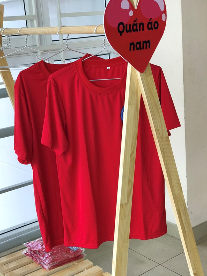 "Góc sẻ chia" lan tỏa tình yêu thương tới sinh viên có hoàn cảnh khó khăn ảnh 7 "Góc sẻ chia" lan tỏa tình yêu thương tới sinh viên có hoàn cảnh khó khăn ảnh 7