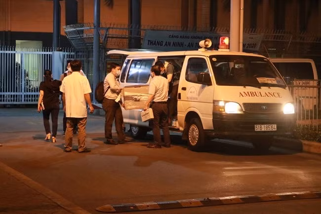 Ghép gan xuyên đêm cứu sống bệnh nhân xơ gan tại TP.HCM ảnh 3