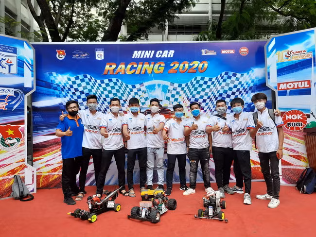 Kịch tính cuộc thi “Mini Car Racing 2020” ảnh 5