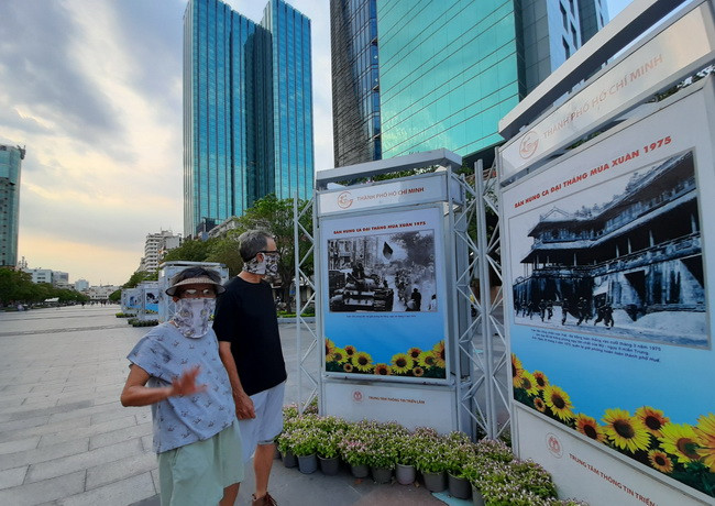 Không gian hiếm gặp ở Sài Gòn trước lễ 30/4 ảnh 14