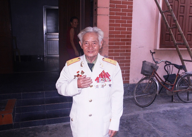 Hà Tĩnh: Ký ức về người lính “giật súng” đồng đội, bắn cháy 3 xe tăng địch ảnh 1 Hà Tĩnh: Ký ức về người lính “giật súng” đồng đội, bắn cháy 3 xe tăng địch ảnh 1