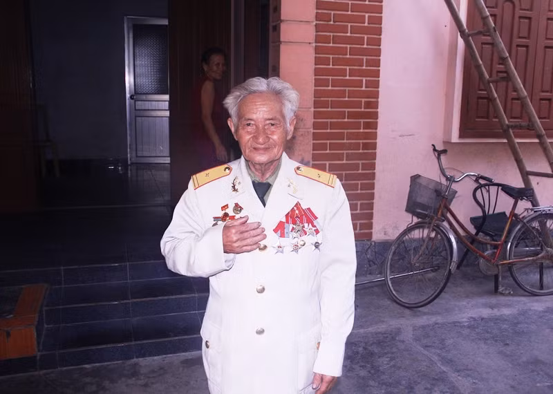 Hà Tĩnh: Ký ức về người lính “giật súng” đồng đội, bắn cháy 3 xe tăng địch ảnh 1