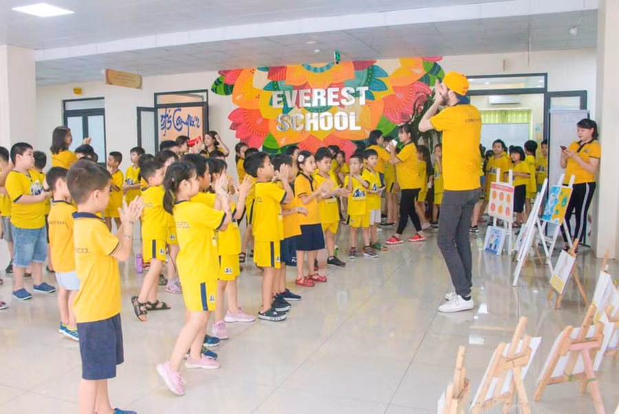 Ngày hội tiếng Anh Everest