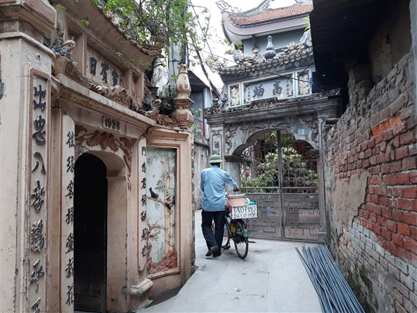 Triều Khúc hiện còn giữ được hơn 10 bức cổng cổ.