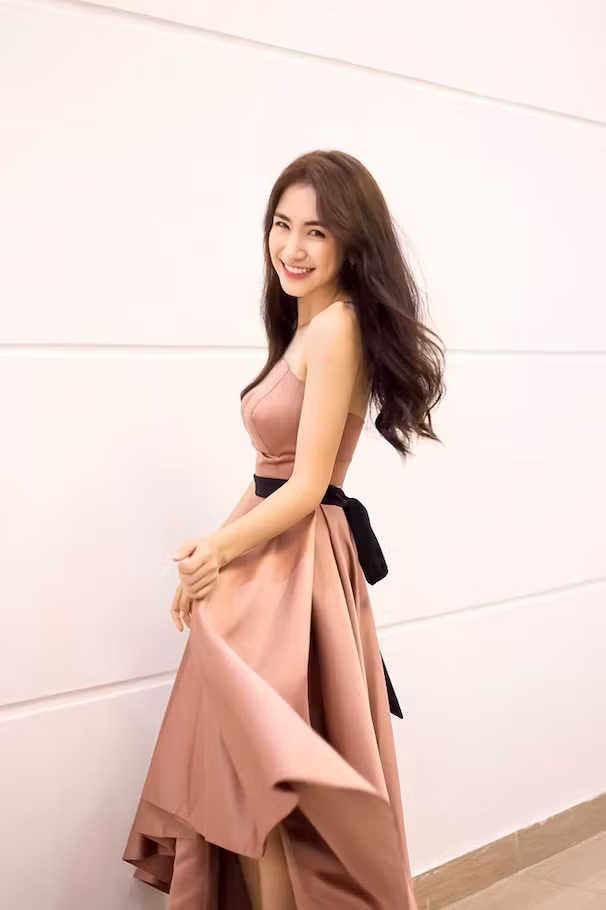 Loạt mỹ nhân 1995 Hoàng Yến Chibi, Á hậu Huyền My giàu cỡ nào? ảnh 5