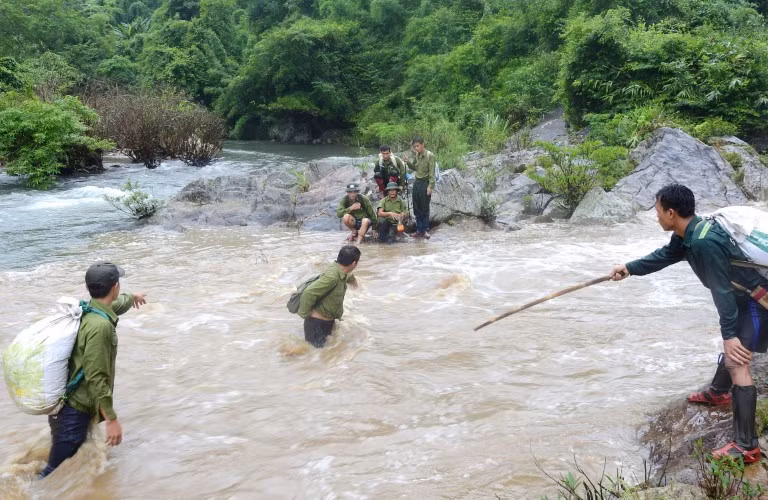 “Đội đặc nhiệm” giữa núi rừng Pù Mát ảnh 2