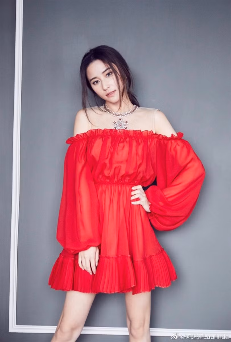 Cuộc sống ngập trong nhung lụa của 3 cô con gái ông trùm sòng bạc Macau