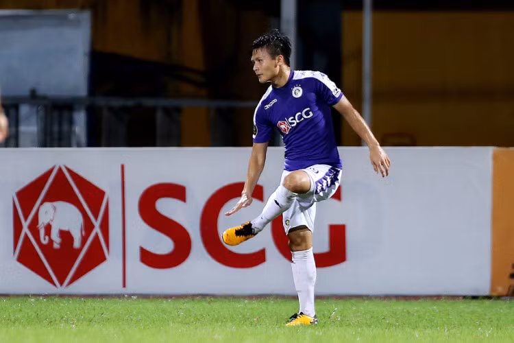 Nguyễn Quang Hải sa sút phong độ: Không chỉ là sự nổi tiếng! ảnh 1