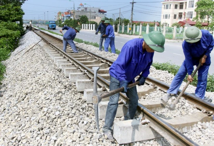 Công nghệ nào cho an toàn đường sắt?