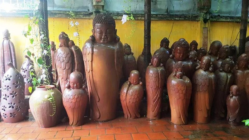 Mỗi bức tượng Phật bằng gốm đều mang những triết lý nhân sinh khác nhau.