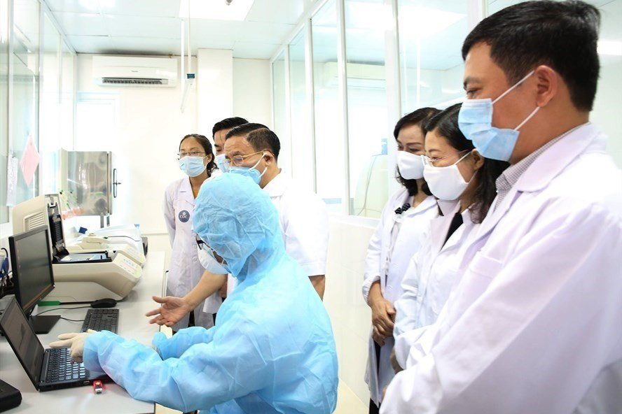 Hà Tĩnh từng phê duyệt mua 2 máy xét nghiệm COVID-19 hơn 9 tỉ đồng