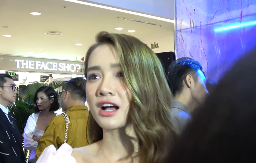 Nhã Phương: "Mỗi khi chồng tôi xuất hiện, tôi như người vô hình"