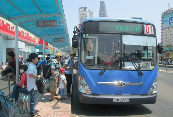 Đề án vận tải hành khách 393.000 nghìn tỷ đồng ở TPHCM: Xe bus vẫn ăn đong? Đề án vận tải hành khách 393.000 nghìn tỷ đồng ở TPHCM: Xe bus vẫn ăn đong?