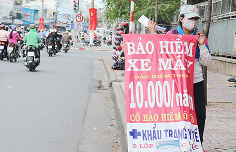 Bảo hiểm xe máy: Tiền mất, tật mang vì ham rẻ Bảo hiểm xe máy: Tiền mất, tật mang vì ham rẻ