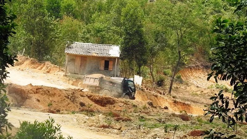 Vụ san rừng, bạt núi trái phép ở Can Lộc – Hà Tĩnh: Chính quyền “yếu kém”, sai phạm kéo dài ảnh 1
