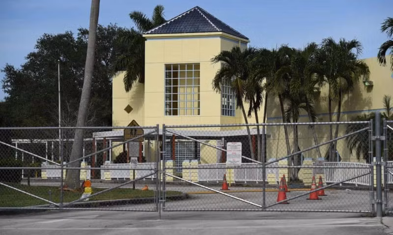 Dư luận Mỹ tranh cãi gay gắt kế hoạch mở cửa trường học vào mùa thu