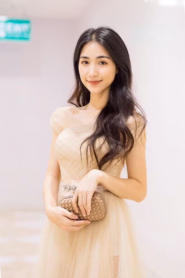 Khối tài sản hàng trăm tỷ đồng của Hòa Minzy ở tuổi 25 ảnh 12