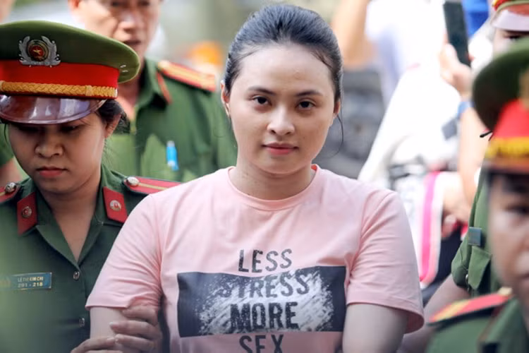 Trùm ma túy Văn Kính Dương: Tìm cách gỡ tội cho người tình ảnh 1