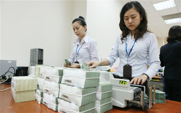 Hoãn tăng lương: Tin không vui nhưng dễ đồng cảm Hoãn tăng lương: Tin không vui nhưng dễ đồng cảm