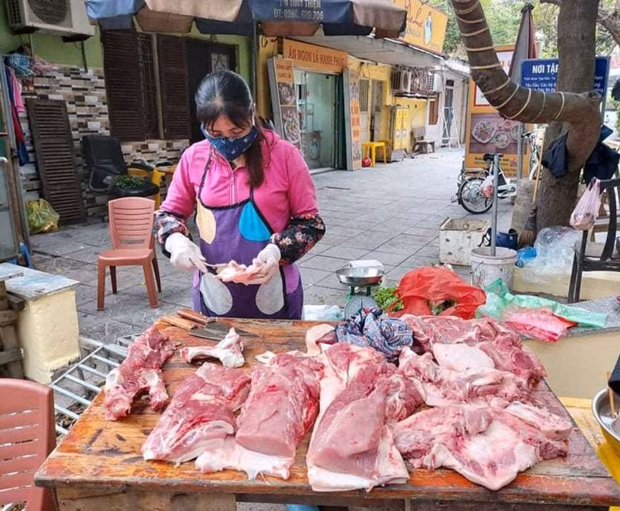 Giá lợn vẫn tăng cao, thịt nhập khẩu giá rẻ “lên ngôi”