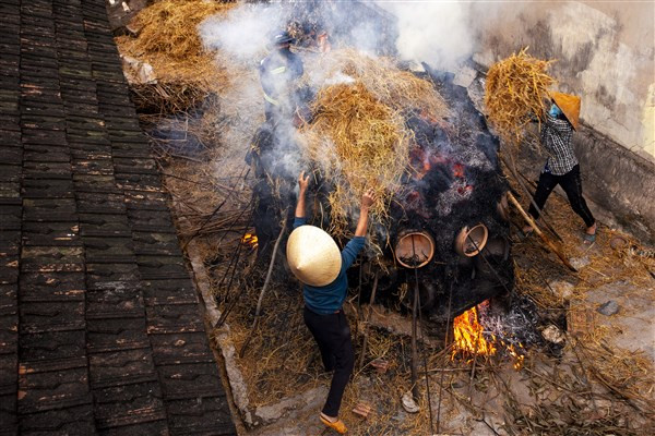 Nồi đất Trù Sơn trăm năm mộc mạc ảnh 1 Nồi đất Trù Sơn trăm năm mộc mạc ảnh 1